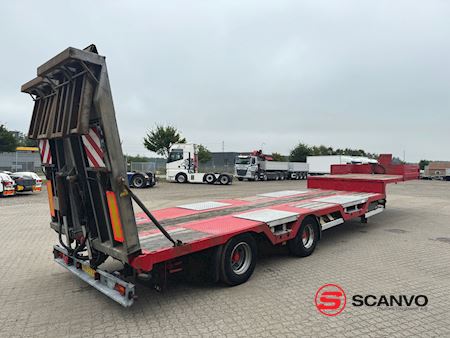 kel-berg_12_mtr_med_hjulbroende_low_loader