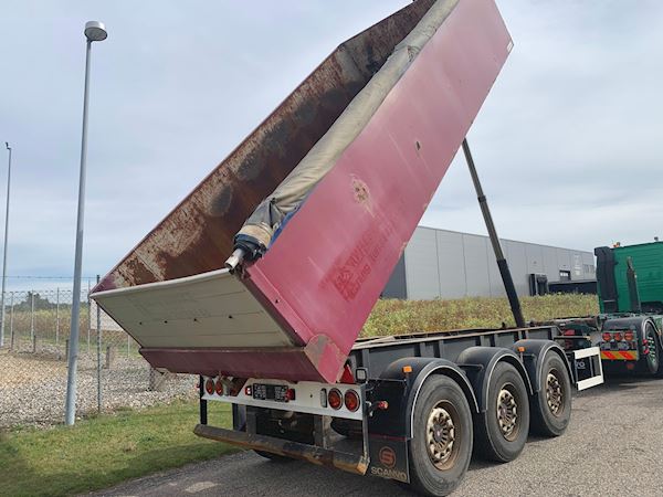 MJS 5,5 mtr isoleret tipkasse - aut bagsmæk, Tipper