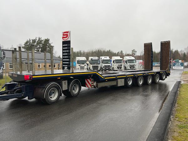 HRD 7 akslet - 84 ton blokvogn med ramper, Maskintransport