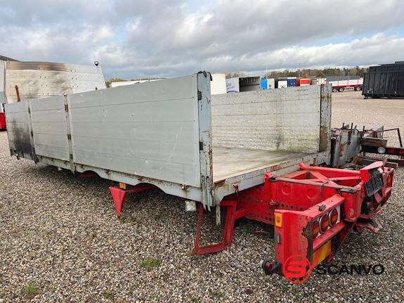 Diverse 6300 mm - plads til bagmonteret kran Fast lad og kran - 1