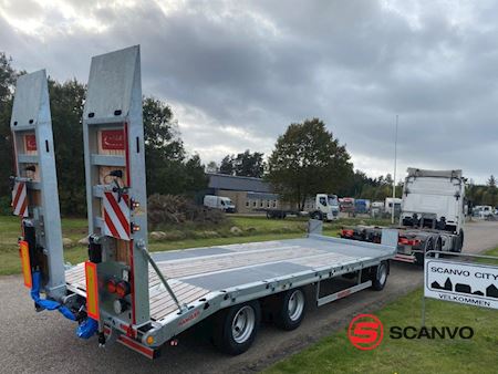 hangler_dts-h_300_p_3_akslet_med_ramper_maskintransport