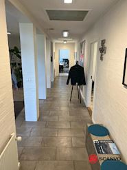 erhvervs lokaler 427 m2  + 1200 m2 udstillingsplads. Andet… - 24
