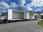 Scania R410 DB 4x2 MLB + tandem trailer 121m3 Fast kasse