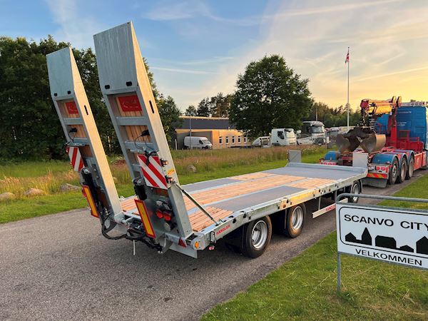 Hangler DTS-H 300 3 akslet hænger med ramper, Tieflader