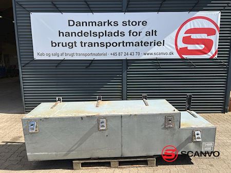 vaerktoejskasse_l_2670_x_h_650_x_d_700_andet