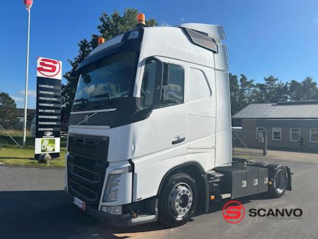 volvo_fh460_4x2_x-low_mega_traekker