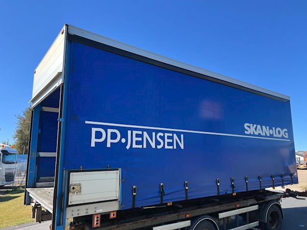Various 7,5 mtr alu fragtlad - Zepro Z2500-150 MA lift, Curtains