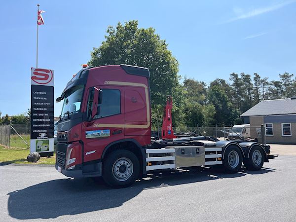 Volvo FM430, Haken