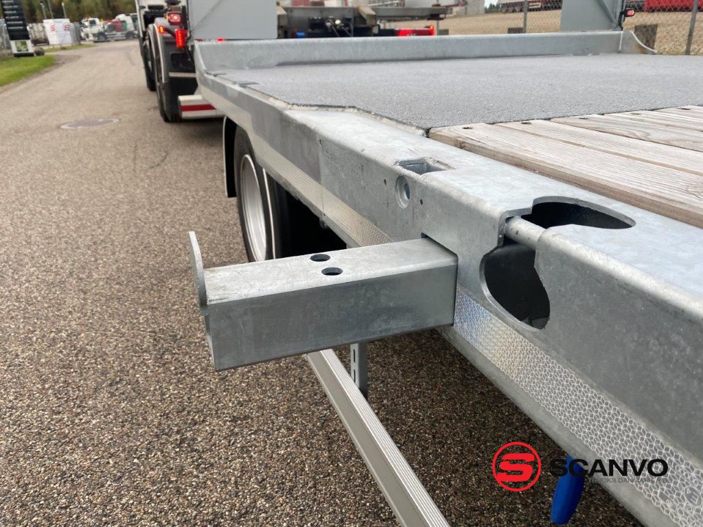 Hangler Hangler 3 akslet maskin/blokvogns hænger - Scanvo Trucks Danmark A/S