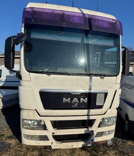MAN TGX 18-440 4x2 LLS-U mega, Tractor