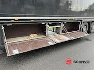 Schmitz 13,6 mtr kasse - lodretstående lift Box Trailer - 10