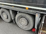 Schmitz 13,6 mtr kasse - lodretstående lift Box Trailer - 14