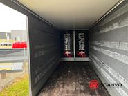 Schmitz 13,6 mtr kasse - lodretstående lift Box Trailer - 8