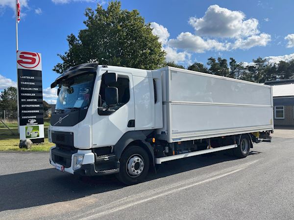 Volvo FL 250 16 ton, Koffer aufbau