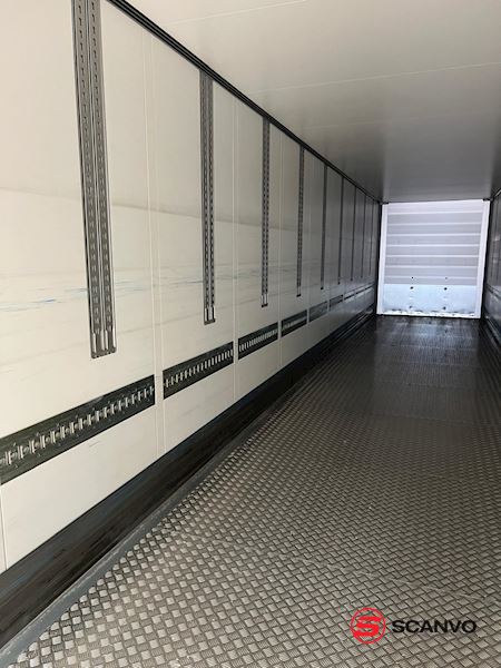 schmitz_136_mtr_dobbeltstock_alubund_box_trailer