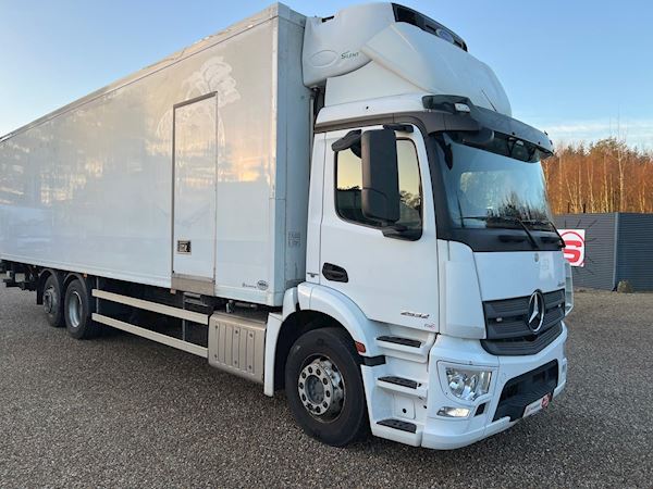 Mercedes-Benz Antos 2532 dobbelt compartment, Køle