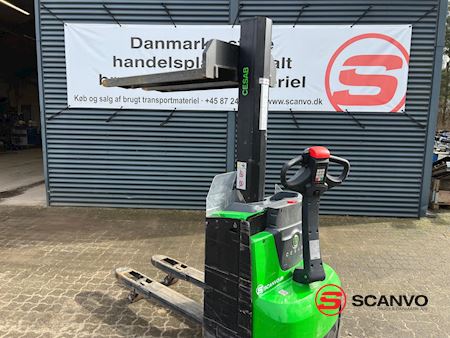 cesab_cesab_s208l_dobbelt_el-stabler_truck