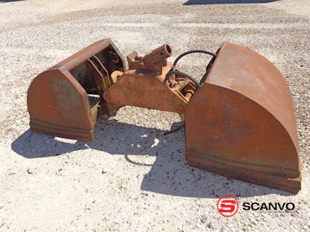 diverse_jordgrab_m_faste_endegavle_tilbehoer