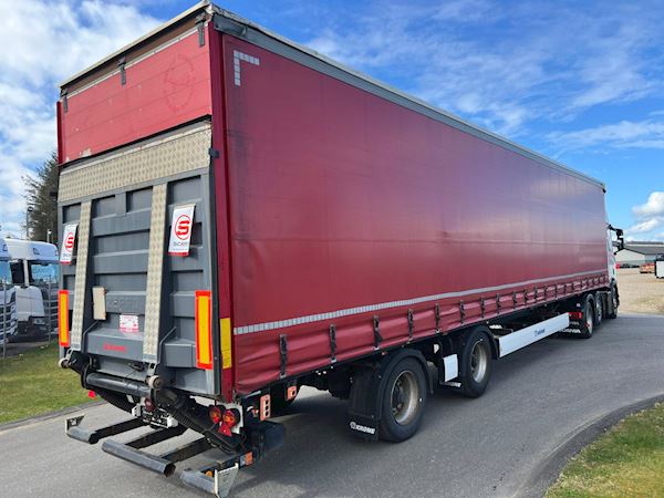 Krone 13,6 mtr gardin - lodretstående lift, City