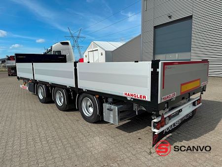 hangler_3-aks_kaerre_alu-sider_alu-ramper_open