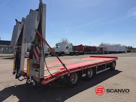 kel-berg_s110f_70_mtr_-_dobbelt_ramper_tieflader