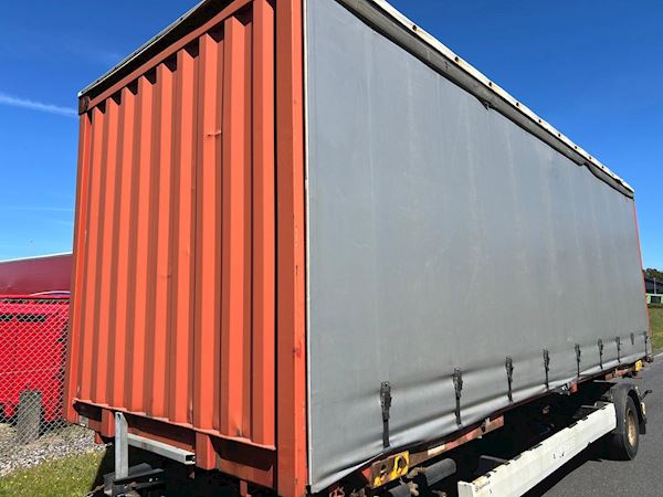 Krone 7450 mm - WP7,3, Curtain-Sider