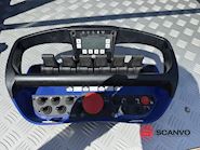 Scania R590 B 8x4 NB Abroller/Kran - 12