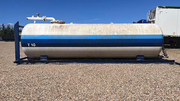 Verschiedene 8000 ltr Ståltank, Tankwagen