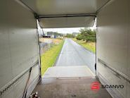 Krone 13,6 mtr boks trailer - lodretstående lift City - 6