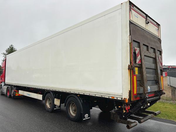 Krone 13,6 mtr boks trailer - lodretstående lift, City-Anhänger